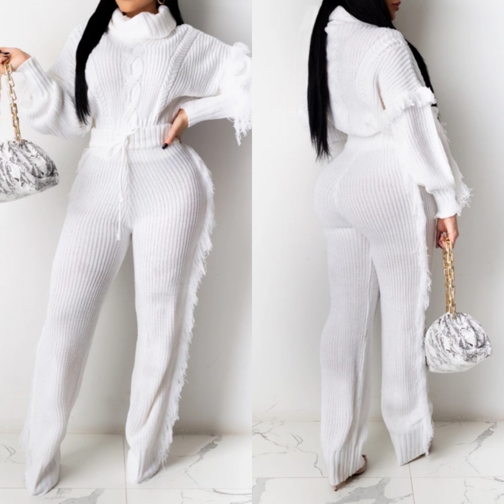 ⚠️ Last one🔥Knitted Sweater Set
